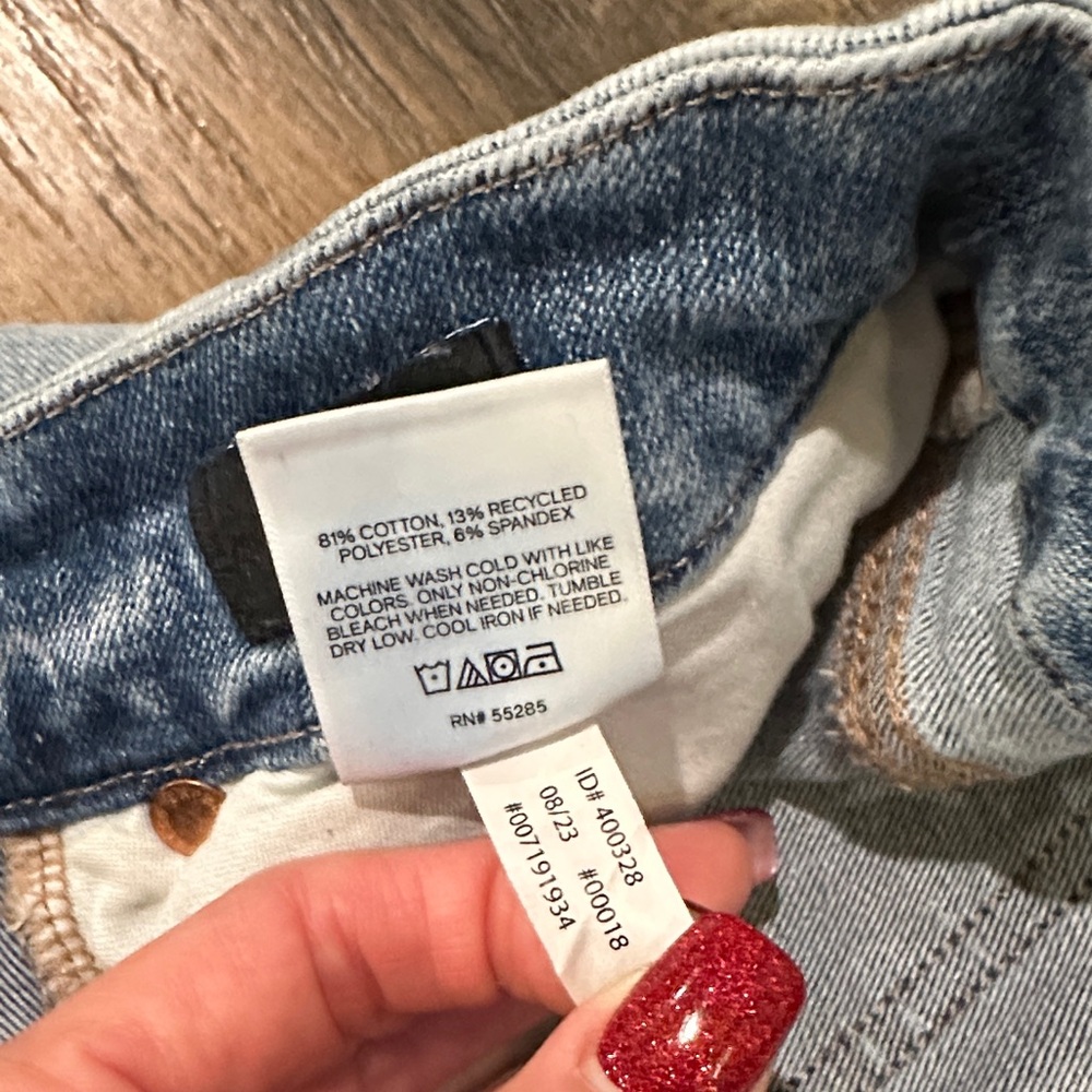 Express High Rise Ultra Hyper Stretch Jeans - Picture 12 of 16
